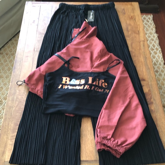 Cropped Jacket - Picture 6 of 8